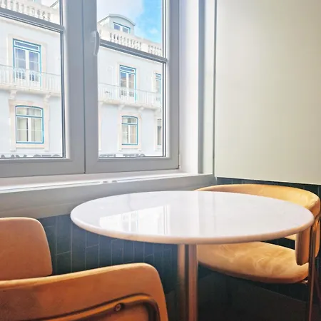 Chic & Trendy In Baixa Historic Center Apartamento *