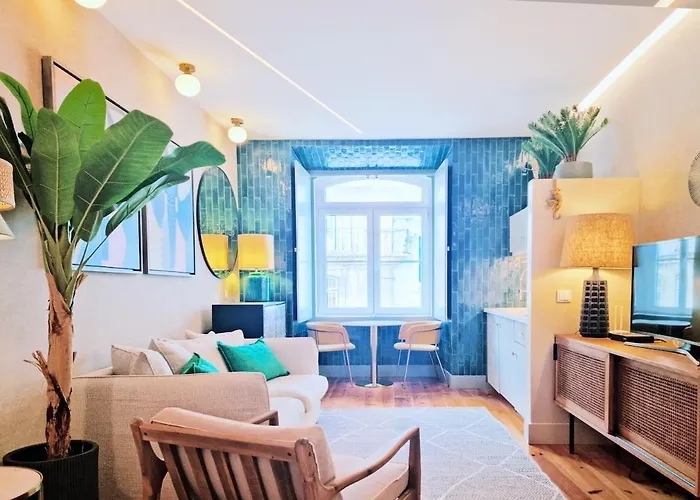 Chic & Trendy In Baixa Historic Center *