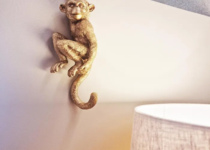 Chic & Trendy In Baixa Historic Center