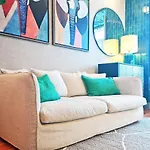 Daire Chic & Trendy In Baixa Historic Center