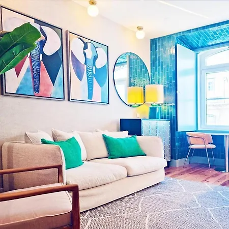 Daire Chic & Trendy In Baixa Historic Center
