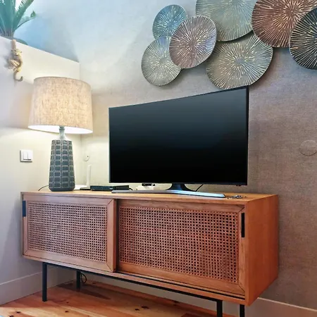 Apartment Chic & Trendy In Baixa Historic Center